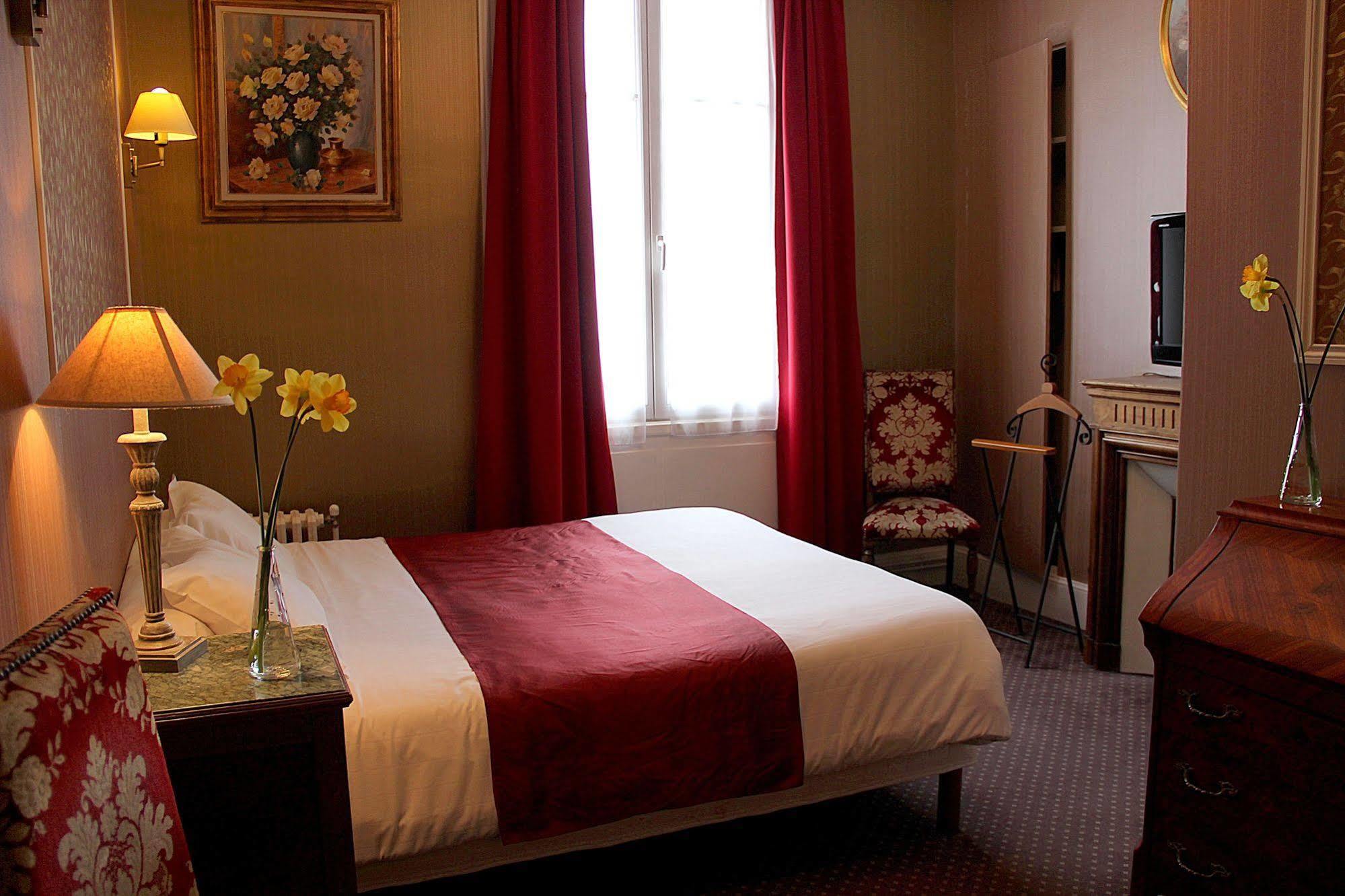 Hotel Rabelais トゥール エクステリア 写真